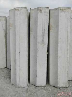 【海南?？诓蚀u路沿石側(cè)邊石路政工程用磚園林用磚】路沿石,價(jià)格,廠家,供應(yīng)商,水泥及制品,?？诿捞m德永發(fā)彩磚廠 - 產(chǎn)品庫(kù)